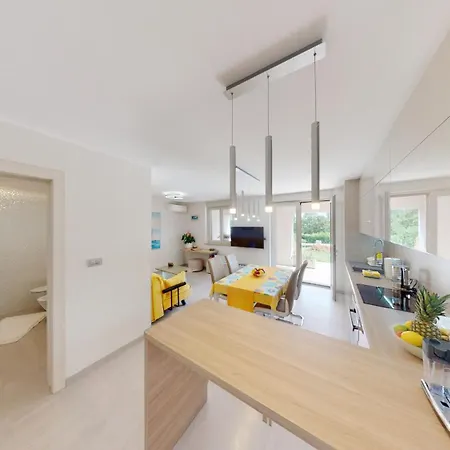 Design Emerald Apartman *
