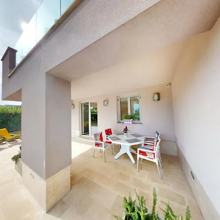 Apartament Design Emerald *
