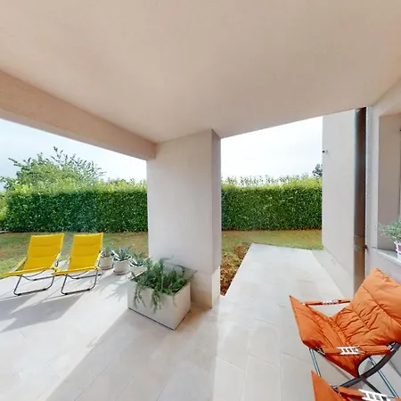 Apartament Design Emerald